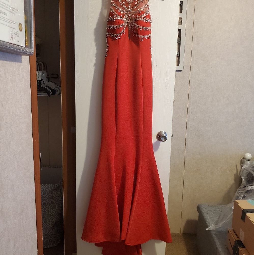 Red prom dress